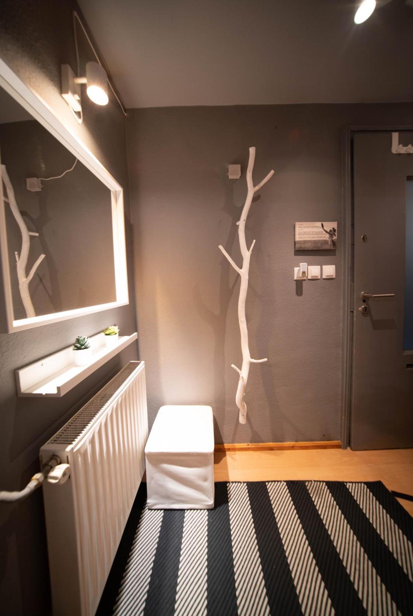 Lovely Flat By The Castle For 4ppl * Boedapest